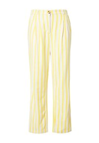 Gestreepte broek in lichtgeel en wit. Katoenen materiaal, rechte snit met een lichte glans. Bevat een knoop aan de voorkant en twee plooien.