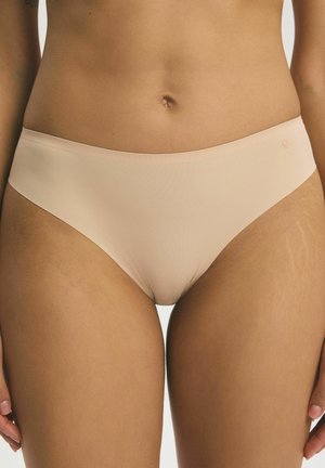 ESOTIQ, Q2.02 - Slip - sand