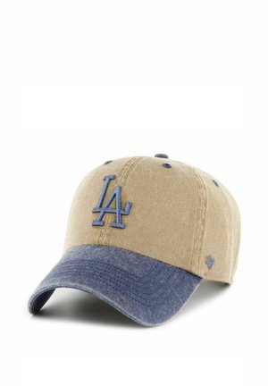 Beige und blaue Baseballkappe mit blauem "LA"-Logo vorne und "47" seitlich gestickt.