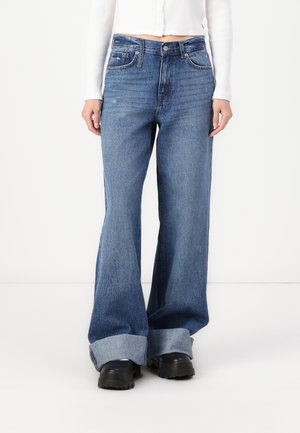 ONLBROOME WIDE FOLD - Wide leg - medium blue denim