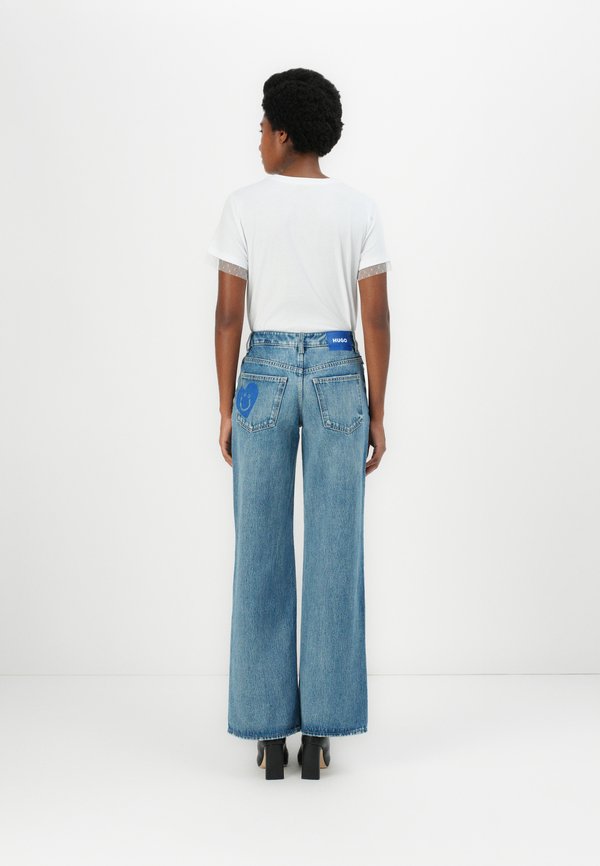GAMALA - Flared Jeans2