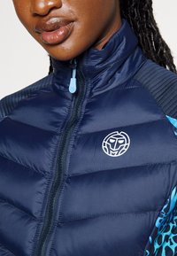 BIDI BADU DANIA TECH JACKET - Chaqueta de entrenamiento - dark blue/aqua