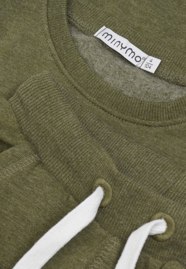 MISWEAT SET - Tracksuit - dark olive2