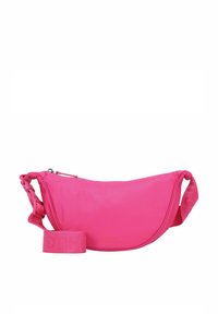Borsa a tracolla rosa in tessuto con forma curvata, dotata di chiusura con zip, tracolla in logo intrecciato e superficie liscia. Nome del marchio impresso sulla parte anteriore.