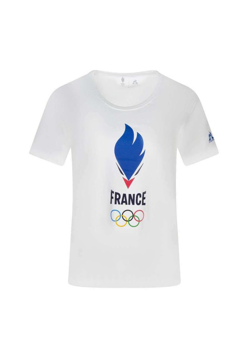 T-shirt blanc avec un graphisme de flamme bleue, "FRANCE" en texte noir en gras, et cinq anneaux olympiques colorés sous le texte.