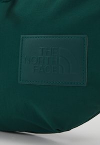 The North Face NEVER STOP CROSSBODY UNISEX - Borsa a tracolla - hunter green