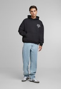 Another Cotton Lab SUNDAY RUNNING CLUB OVERSIZED - Hættetrøje - black