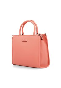 Koraalkleurige leren handtas met twee handvatten aan de bovenkant, rechthoekige vorm en een gladde textuur. Beschikt over een klein merkplaatje aan de voorkant.