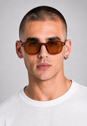 Gianni Kavanagh, GIANNI KAVANAGH SUNGLASSES | MEN BROWN LIOR SUNGLASSES - Gafas de sol - brown