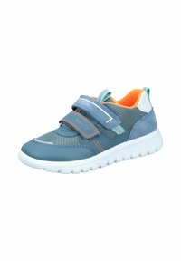 Blauer Sportschuh mit Obermaterial aus Mesh und Synthetik, orangefarbenen Akzenten, verstellbaren Klettverschlüssen, weißer Sohle und strukturiertem Profil.