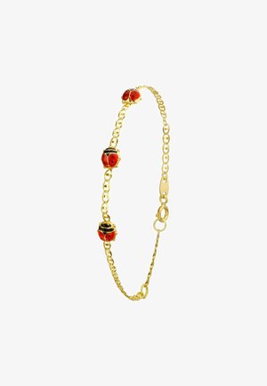 Gouden kettingarmband met drie rode lieveheersbeestje-charms met zwarte accenten, een gladde textuur en een veilige sluiting.