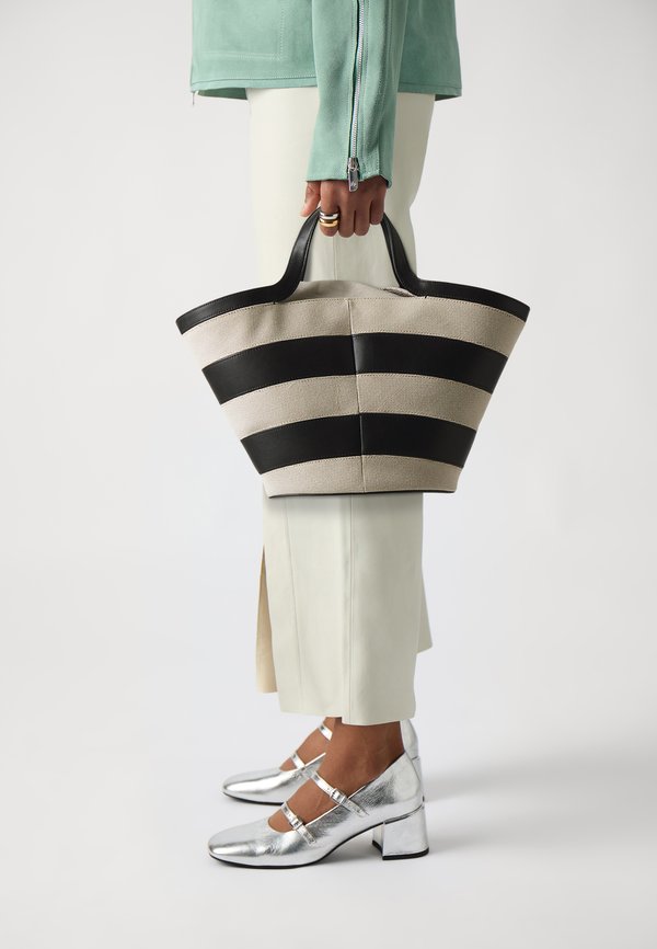 VORTICE TOTE - Handbag - toni nero