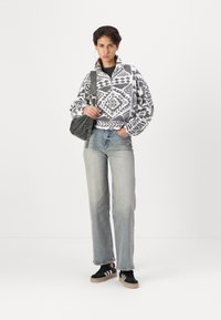 Noisy May NMFLECI ZIPPER - Vesta od flisa - charcoal gray