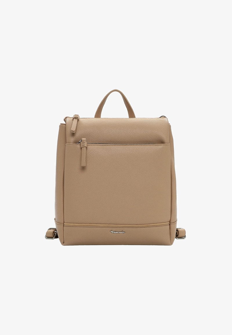 Brązowy skórzany plecak o fakturowanej powierzchni, z górnym uchwytem, przednią kieszenią na zamek i regulowanymi paskami na ramiona; minimalistyczny design.