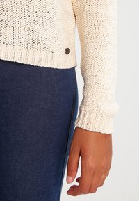 ONLY ONLGEENA XO NOOS - Camisola - whitecap gray