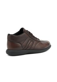 Frau Shoes Zapatillas - brown