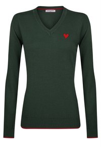 Pull vert à manches longues avec décolleté en V et ourlet côtelé. Présente une petite broderie de cœur rouge sur la poitrine et des accents rouges sur les poignets.