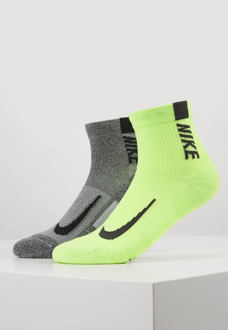nike performance aero unisex
