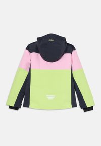 Giacca colorata con pannelli rosa, verde e blu scuro. Include un cappuccio e un dettaglio riflettente sul retro. Realizzata in materiale resistente alle intemperie.