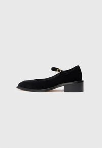 Pasirinkta, black