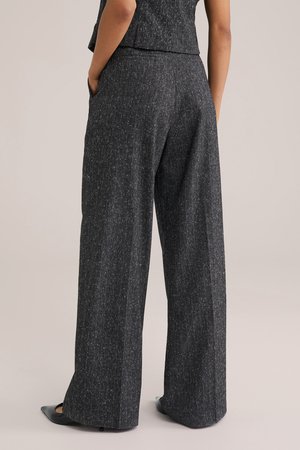 Pantaloni - black