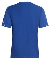 Camiseta atlética de manga corta en un azul brillante, con un patrón de diamantes texturizado y detalles en blanco a lo largo de los hombros.