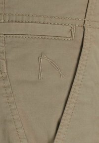 CHASIN' RIOT.S GAMMA - Šortai - beige