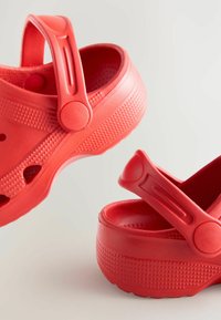 Next REGULAR FIT - Sabots - red