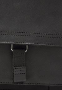 Zign LEATHER UNISEX - Dataveske - black