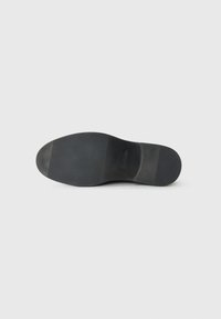 Calvin Klein Pensko med snøring - triple black