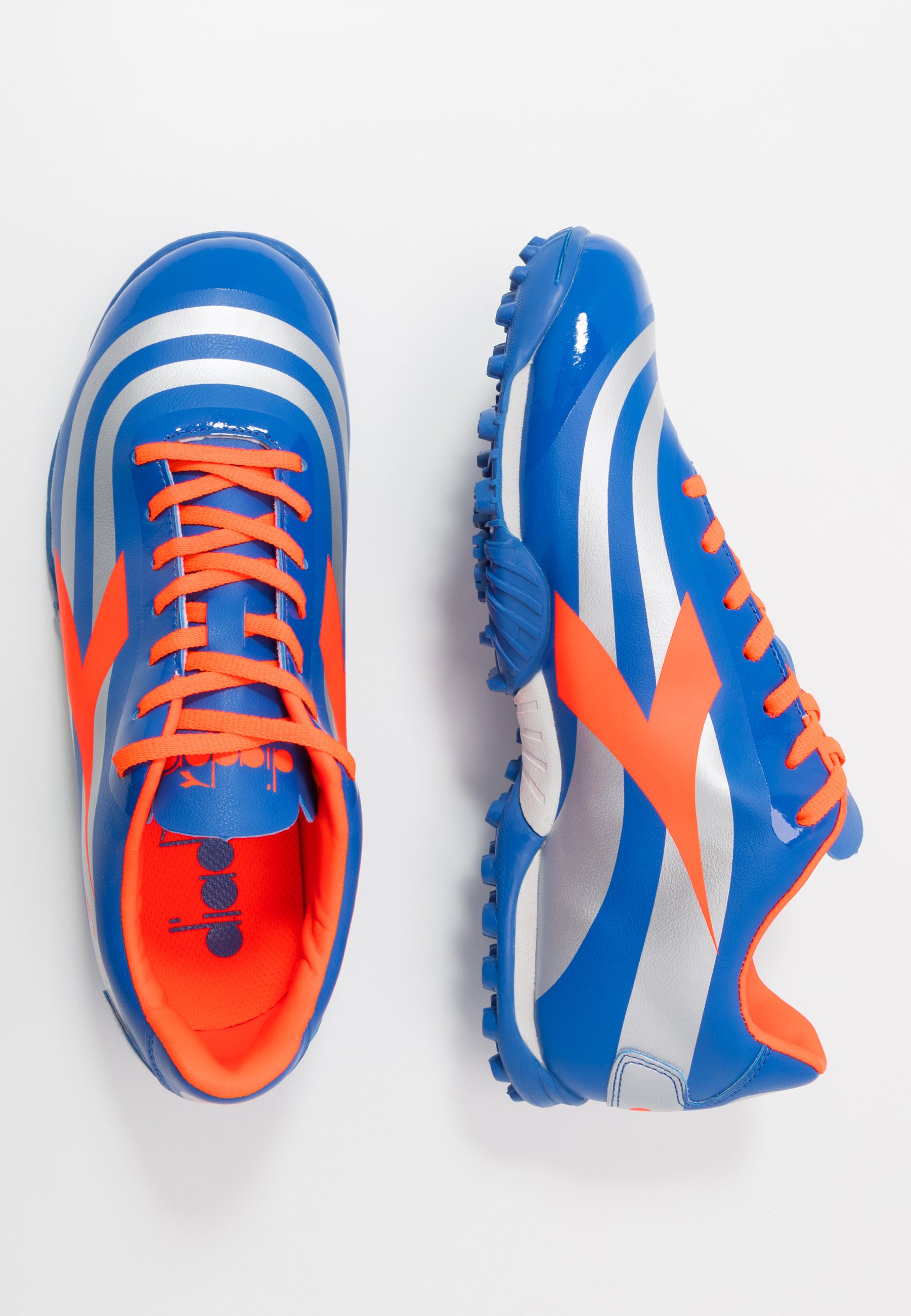 diadora astro turf trainers