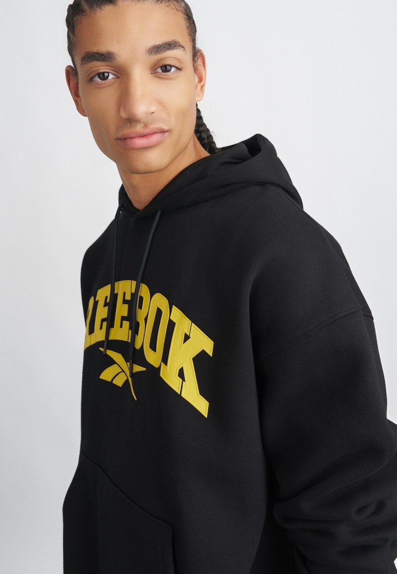 Reebok Classic VARSITY HIGH DENSITY HOODIE - Mikina s kapucí - black