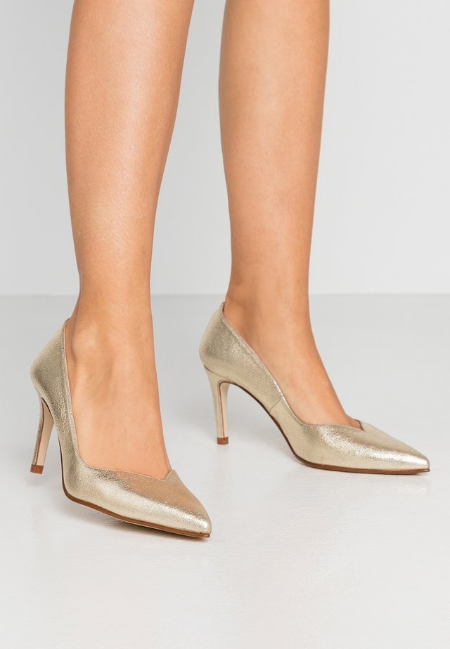 MINA - Pumps - vulcana platino
