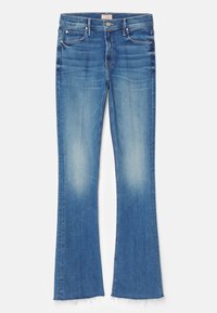 - Wide leg