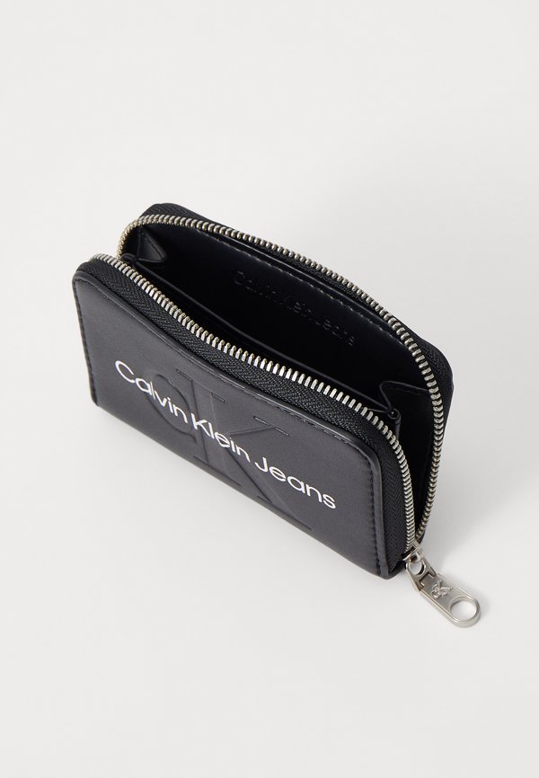 SCULPTED ZIP AROUND - Wallet2