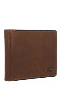 Portafoglio in pelle marrone con una texture liscia, design a bifold, interno nero, dettagli del logo discreti e cuciture a contrasto lungo i bordi.