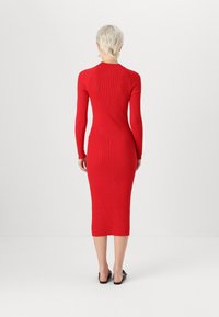 Vero Moda VMWILLOW HIGHNECK CALF DRESS - Abito in maglia - salsa
