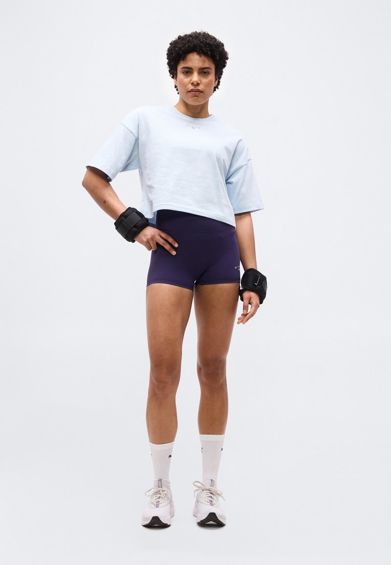 PUMA X HYROX CROPPED - Triko s potiskem - lucite