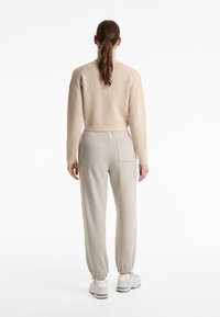 OYSHO CROPPED  HIGH COLLAR  - Kofta - stone