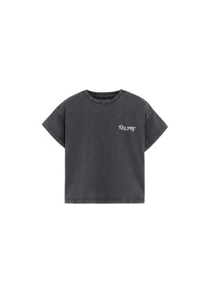 Camiseta negra lavada de manga corta con un corte holgado y texto estilizado blanco ""SCULPT"" en el lado izquierdo del pecho.