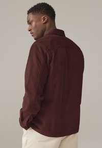 Next TWIN POCKET - REGULAR FIT - Ljetna jakna - burgundy red