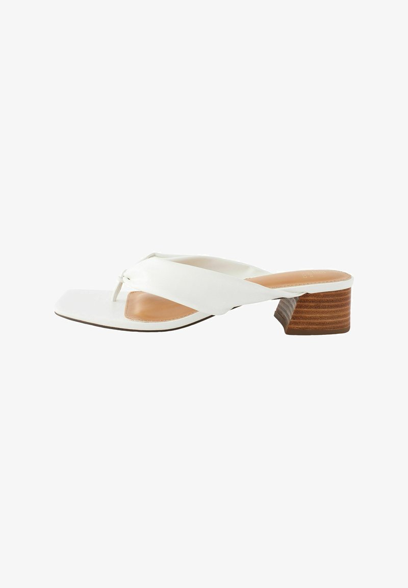 Next FOREVER COMFORT TOE POST - Sandale cu baretă între degete - white