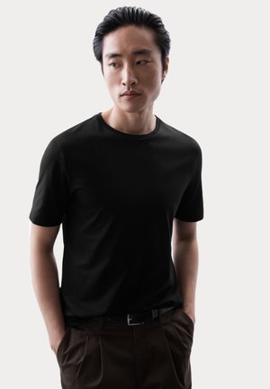 Marks & Spencer T-shirts basic - black