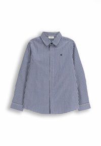 Niebiesko-biała koszula w kratę z długim rękawem i kołnierzykiem na guziki, z małym logo na piersi oraz zaokrąglonym dołem.
