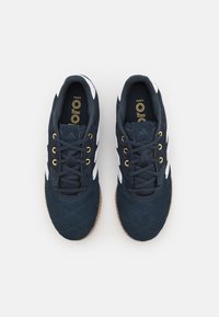 adidas Performance COPA GLORO IN - Scarpe da calcio indoor - aurora ink/footwear white/gold metallic