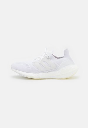 ULTRABOOST 22 W - Zapatillas de running neutras - footwear white/crystal white