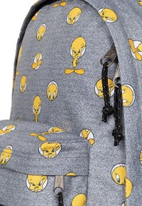 Eastpak OUT OF OFFICE - Mochila - tweety grey