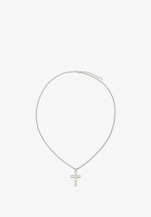 Hopeinen ketjuriipus, jossa on teksturoitu risti ja säädettävä lukko, valkoisella taustalla.