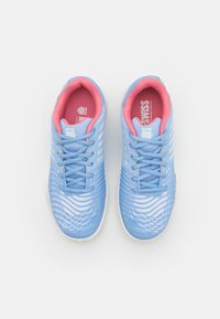 K-SWISS EXPRESS LIGHT 3 - Zapatillas de tenis para tierra batida - open air/bright white/strawberry ice