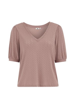 Blouse mauve à manches courtes avec col en V, motif chevron subtil et manches légèrement bouffantes terminées par des poignets ajustés.